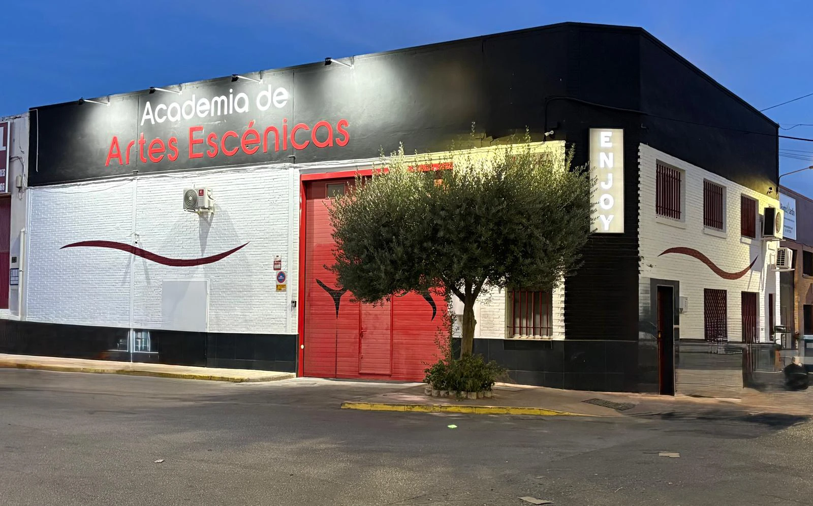 academia-artes-escenicas-malaga-enjoy